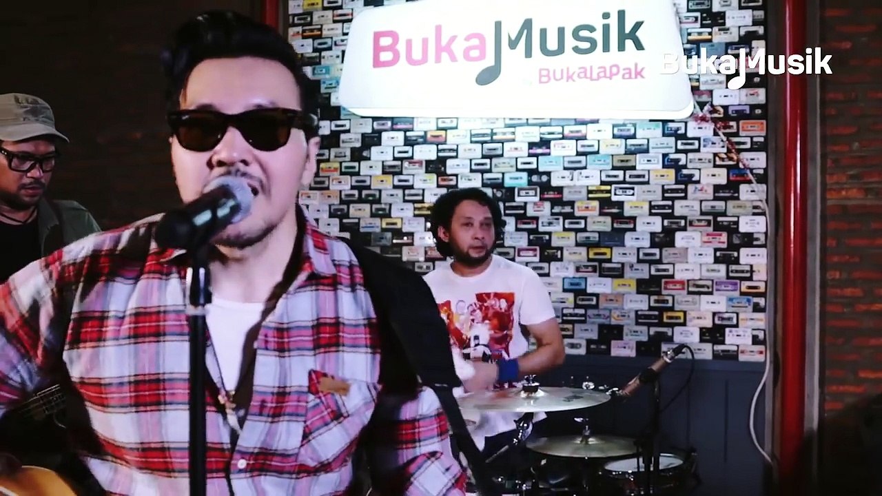 BukaMusik - Naif - Karena Kamu Cuma Satu