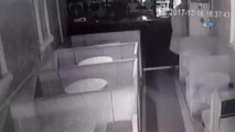 Restoranda Yaşanan Hırsızlık Kamerada