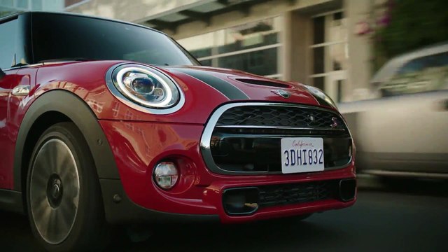 Nuovi aggiornamenti per l'originale - la nuova MINI a tre porte, la nuova MINI a cinque porte, la nuova MINI Cabrio