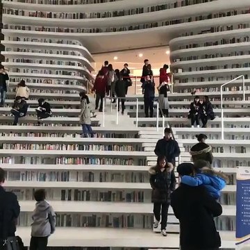 Cette bibliothèque c'est la paradis des passionnés de livres