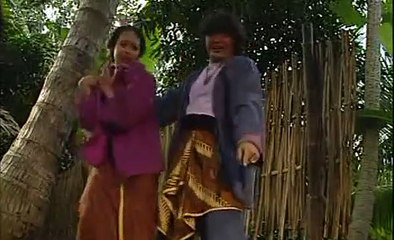 Diah Permatasari arm carry