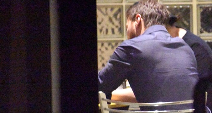 Sinan Akçıl, Zor Günler Geçiren Eski Sevgilisi İzel'e Yardım Eli Uzattı