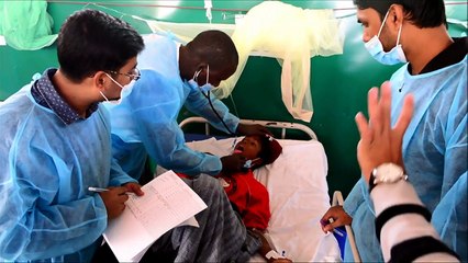 Dans les camps rohingyas, un combat contre la diphtérie