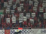 جماهير الاهلى ترفع صور الشهداء وجماهير المصرى ترفع 