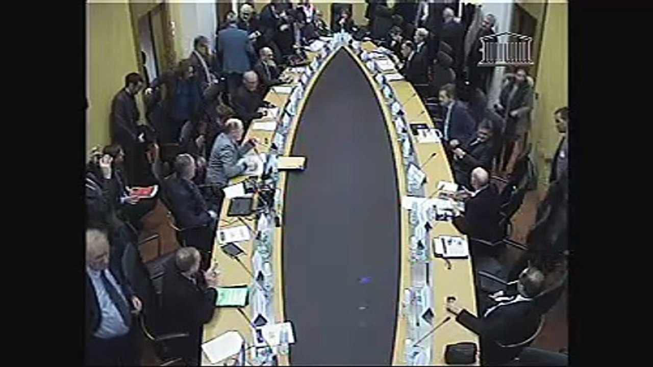 3ème table ronde : Quelles solutions pratiques proposer aux consommateurs ? Quelles solutions pratiques proposer aux consommateurs ? - Mardi 19 mars 2013