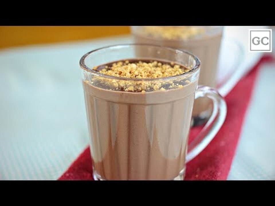 Chocolate quente com paçoca | Receitas Guia da Cozinha