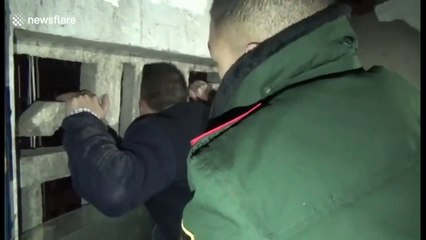 Comment tu as coincé ta tête dans le mur... ?!?