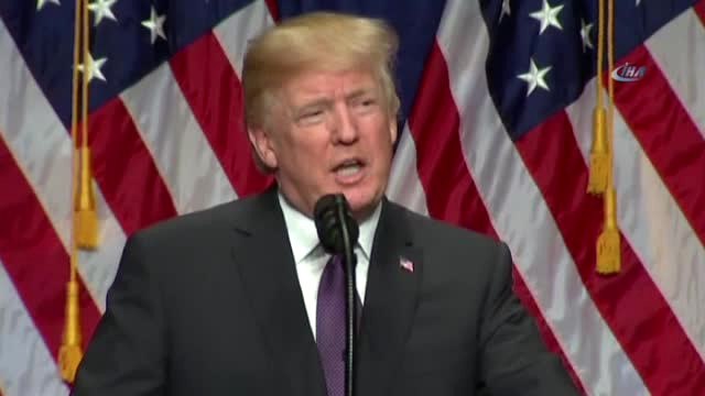 Trump, İran'la Nükleer Antlaşmayı Uzattı