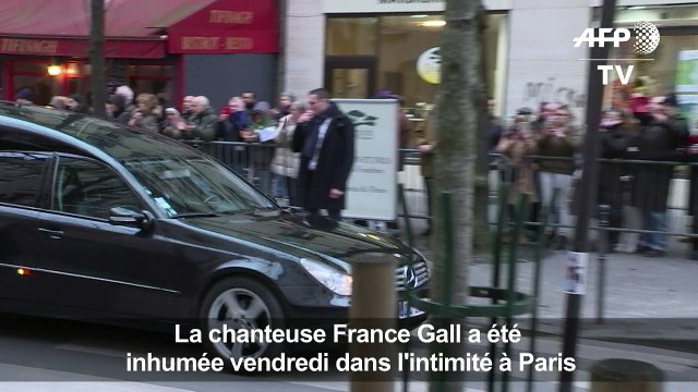 Inhumation de France Gall au cimetière Montmartre à Paris