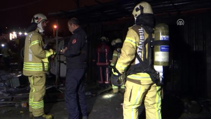 Kağıt toplayıcılarının barındığı konteynerde yangın: 3 ölü - İSTANBUL