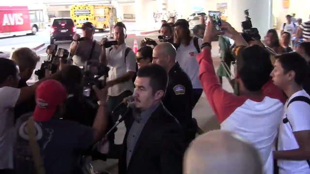 Kim Kardashian Causes Paparazzi Chaos At LAX [2014]