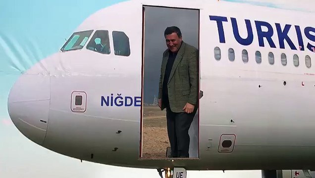 CHP boş arazideki ‘hava alanı’na ‘uçak’ indirdi