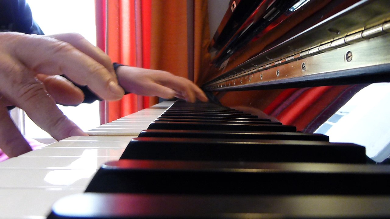 Niki blues, impro piano Vladimir mitz