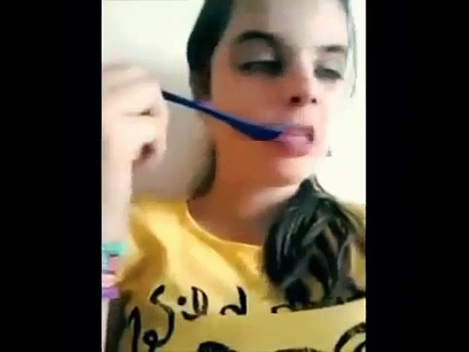 Girl Kiss - Ein zart duftender Kuss von Emily Chanterelle