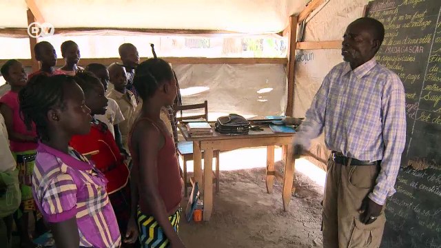 Fleeing Violence in Central African Republic | Global 3000