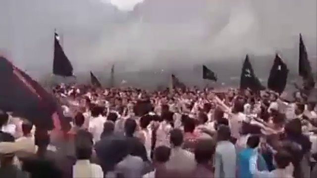 Gilgit baltistan Ashura 2017 matamdari on Nadeem sarwar noha - Abbas (as) Jo Zinda Hai.