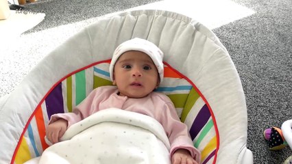 Trẻ sơ sinh nhìn thấy gì trong một năm đầu đời?