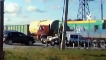 - أخطر حوادث السيارات ... في العالم #17 (فيديو خطير)  18 HD !!!