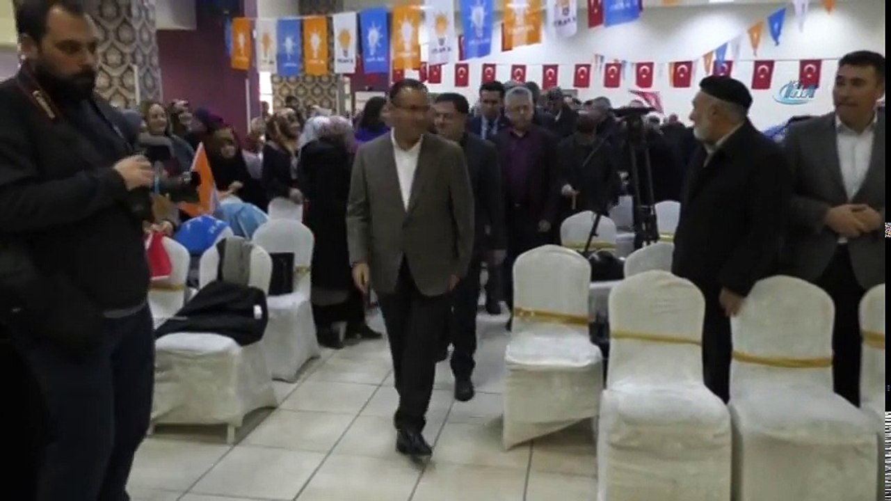 Bekir Bozdağ: "AYM'nin Beraat Kararı Verme Yetkisi Yok"