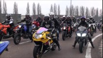 Vitesse à 80 kmh les motards manifestent en centre ville de Chalon