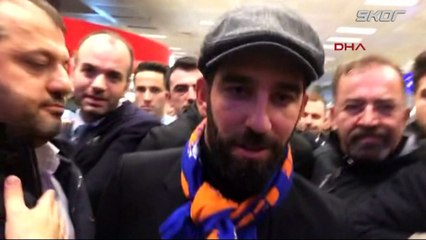 Download Video: Arda Turan İstanbul'a geldi