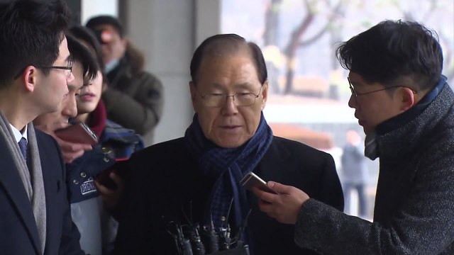 'MB 집사' 김백준 檢 출석... 국정원 자금 / YTN