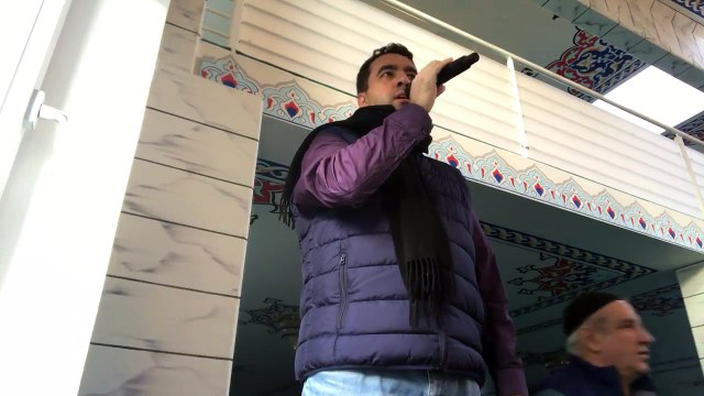 İshøj Mevlana Camii. Hafiz Metin Demirtaş. Medine kamedi. İqamah salah Madinah. 2/1 - 2018. إقامة الصلاة. Sheikh Essam Bukhari iqamat salah. Iqamah salah Madinah. Iqamah salah Sheikh Essam Bukhari. Harameyn usulü kamet. Imitation Muazzin Madinah. Islam