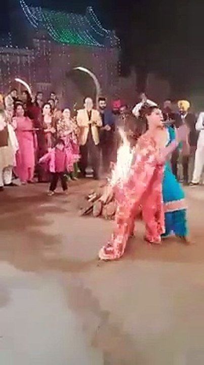 LOHRI DANCE  NATURAL NACH