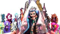 Monster High BOO YORK Playdoh Surprise Cake Toys, Doll with Nefera & Cleo De Nile / TUYC