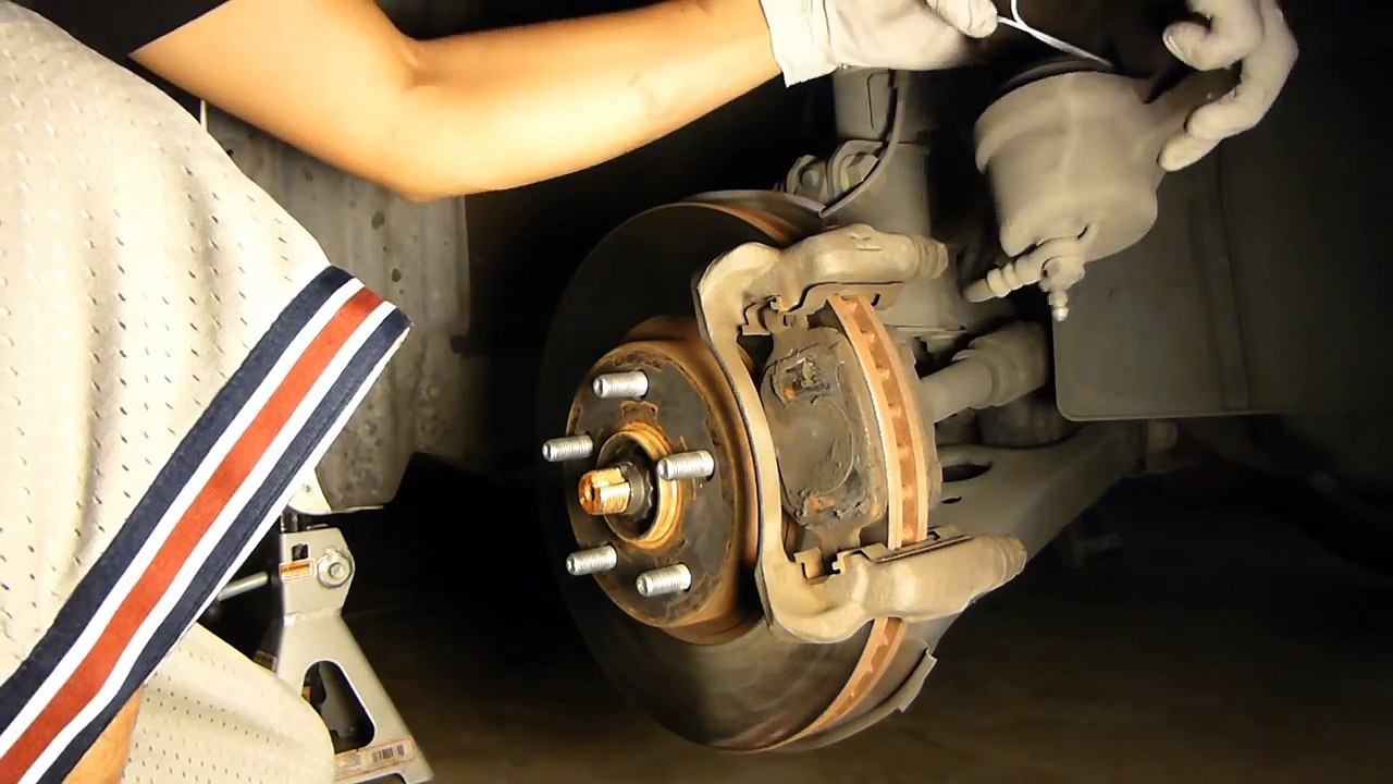 How to Change Brake Pads and Rotors on Scion tC video Dailymotion