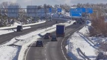 El temporal de nieve afecta ya a 89 vías en todo el país