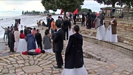 Çinli çiftler balayı için Pamukkale'de - DENİZLİ