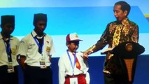 Anak SD Bilang Ikan Tongkol depan Jokowi bikin ngakak guling gulingan