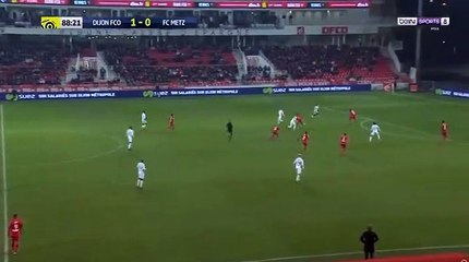 Dijon - FC Metz résumé vidéo but Nolan Roux 1-1