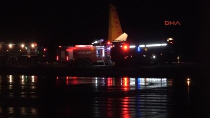 Trabzon'da Yolcu Uçağı Pistten Çıktı