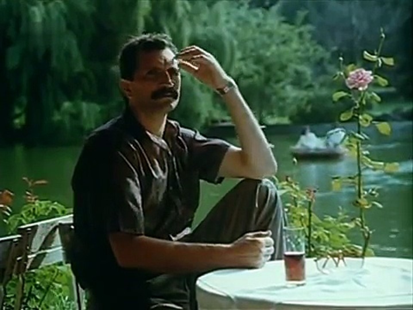 Atac in biblioteca (1992) -Filme Romanesti - Vídeo Dailymotion