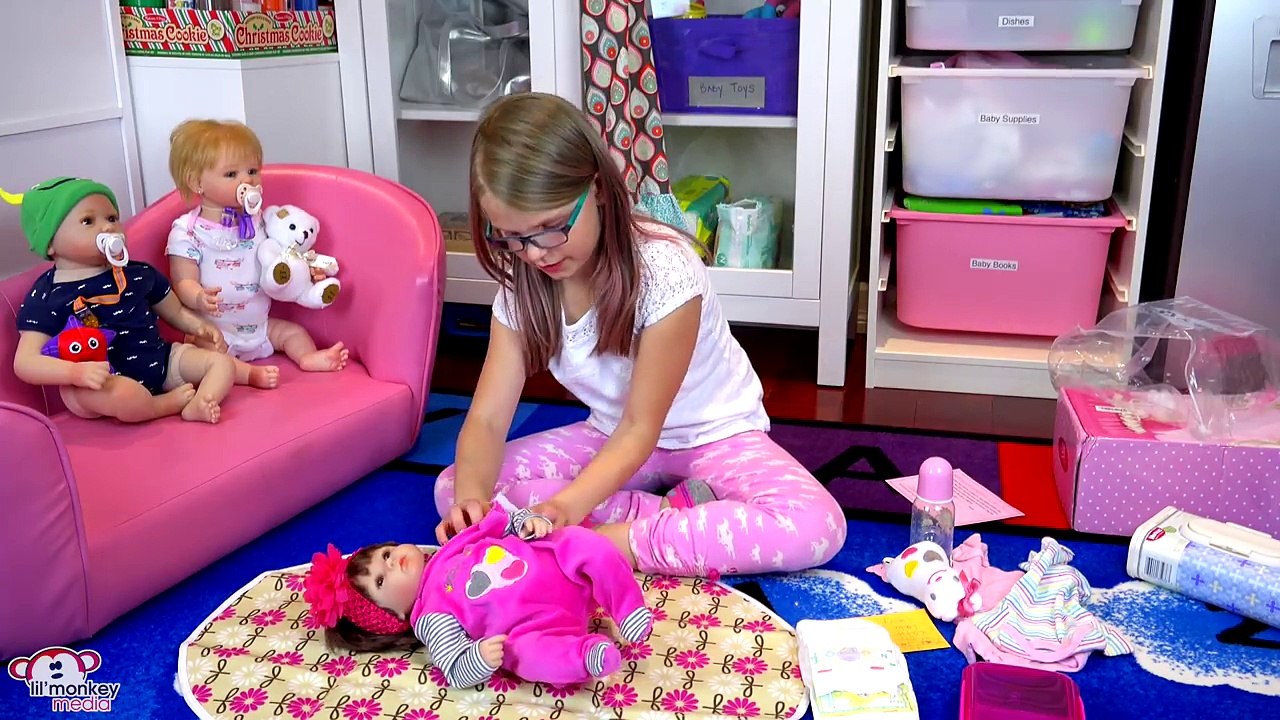 My Reborns! New Baby Girl & Lunch Routine!