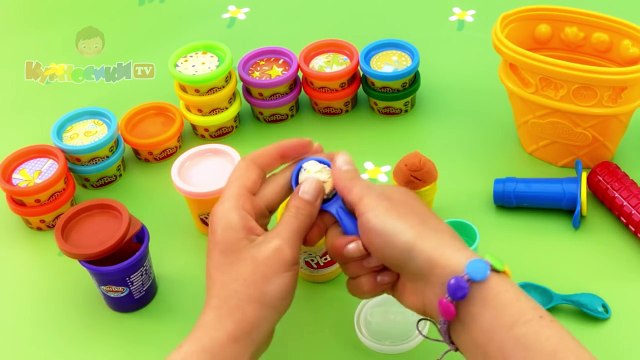 Пластилин Плей До, набор Контейнер с мороженым (Play Doh Sweet Shoppe)