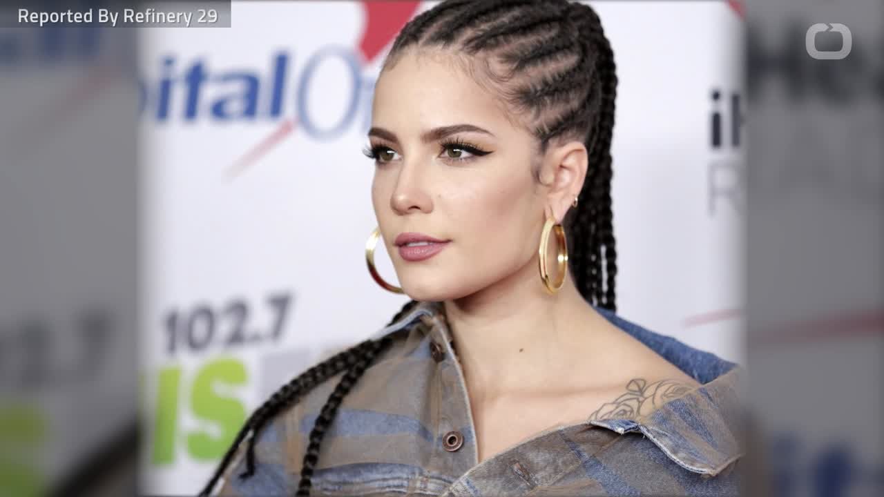 Halsey Gets A New Tattoo!