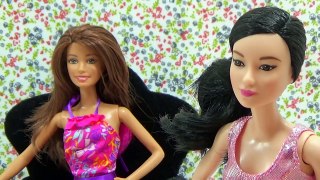 Barbie Fernanda na Loja de Vestidos de Casamento!!! Em Portugues [CAP 45] Novela Turma kids