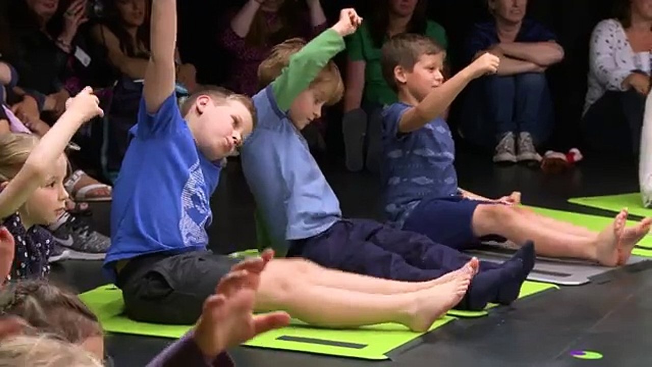 Cosmic Kids Yoga Live! | Lulu the Lion Cub