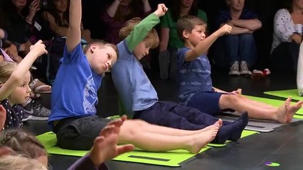 Cosmic Kids Yoga Live! | Lulu the Lion Cub