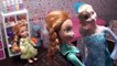 Elsa and Anna toddlers DRAW on the WALL at Barbies hair salon with Chelsea and Disney princesses