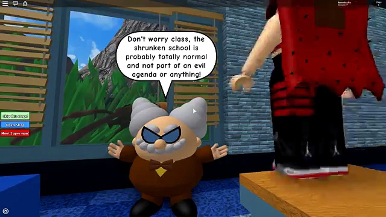 BECOMING A SUPERHERO IN ROBLOX!