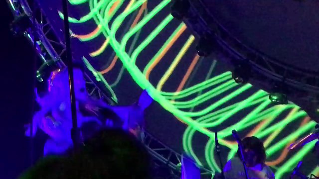 Paramore - Hard Times - Nashville (2017)