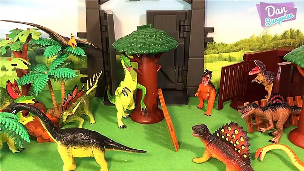 DINOSAUR ZOO ADVENTURE PLAYSET Learn Dinosaur Names Kids Takara Tomy Jurassic World