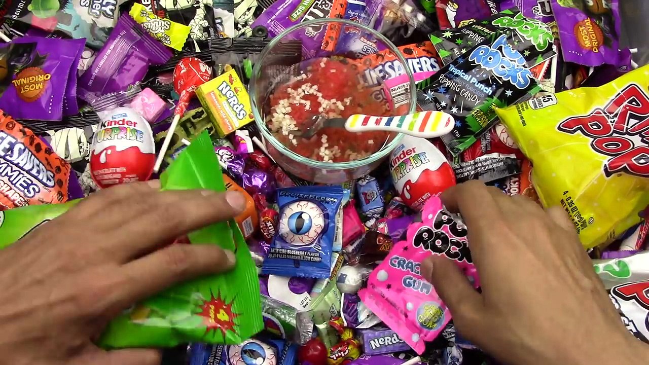 Go Away Spooky Candy Nursery Rhyme / A lot of Candy / Surprise Eggs