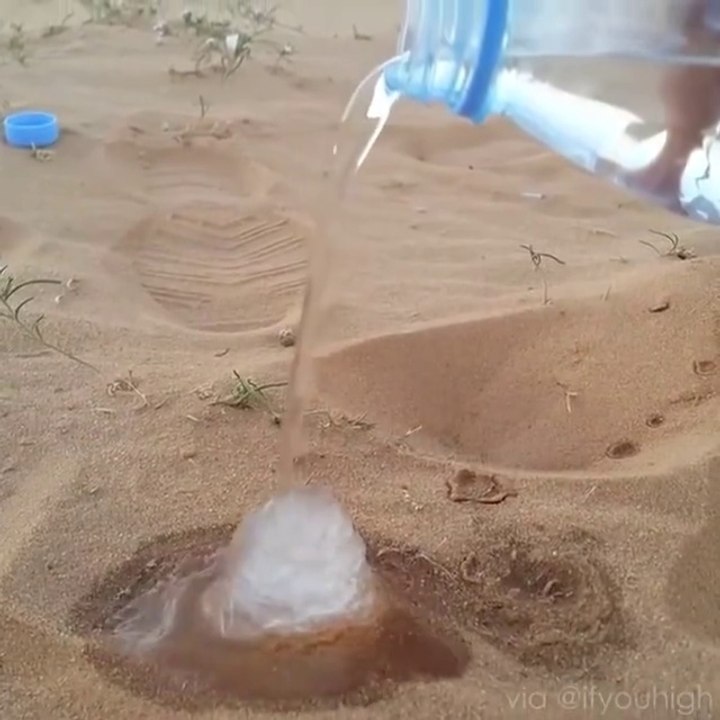 Quand il fait très froid dans le désert... Phénomène incroyable