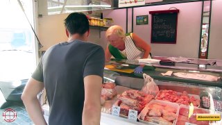 Tatort Küche - BBQ-Bierdosenhähnchen vom Grill