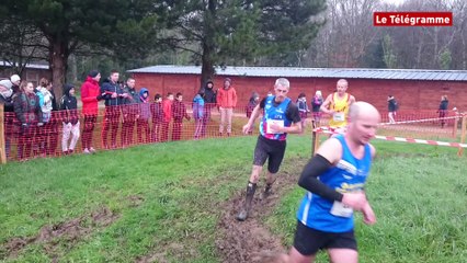 Morlaix. "Finistère" de cross : 1.200 concurrents dans la gadoue